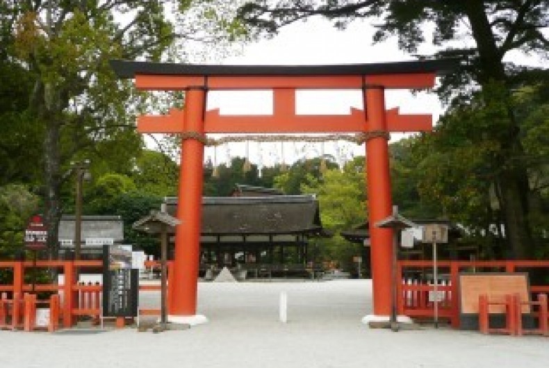 神社の鳥居の謎を調べてみた 神社の鳥居の謎を調べてみた