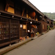 船坂酒造店〜飛騨の自然と職人が生み出す日本酒〜