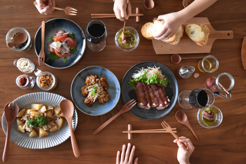 日々の「おいしい」をすくい上げる、木製食器の魅力